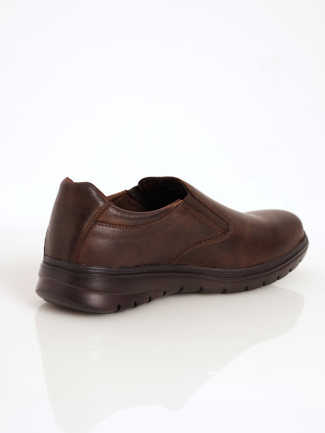 Men's Waxy Nubuck Slip-On Shoe - Brown