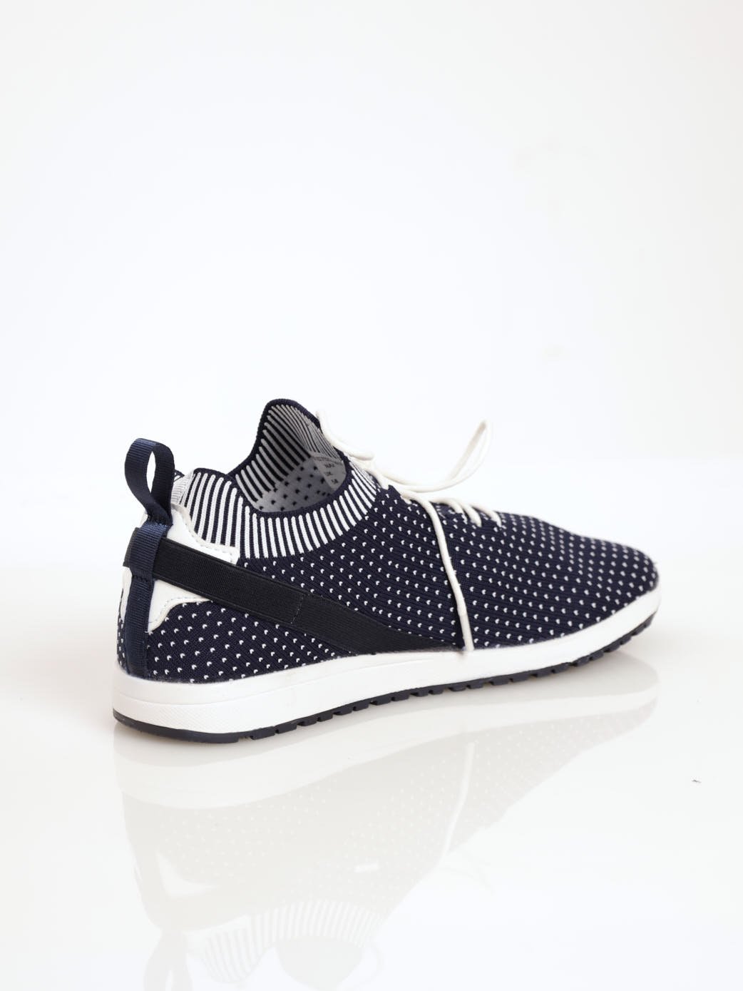 Ladies Classic Knitted Runner Sneaker - Navy