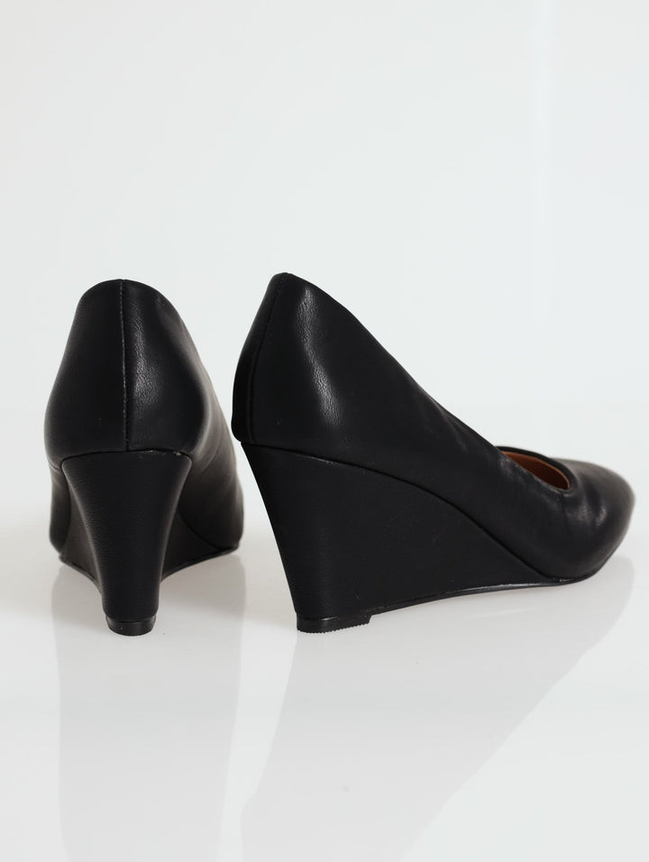 Full Closed Wedge Heel - Black