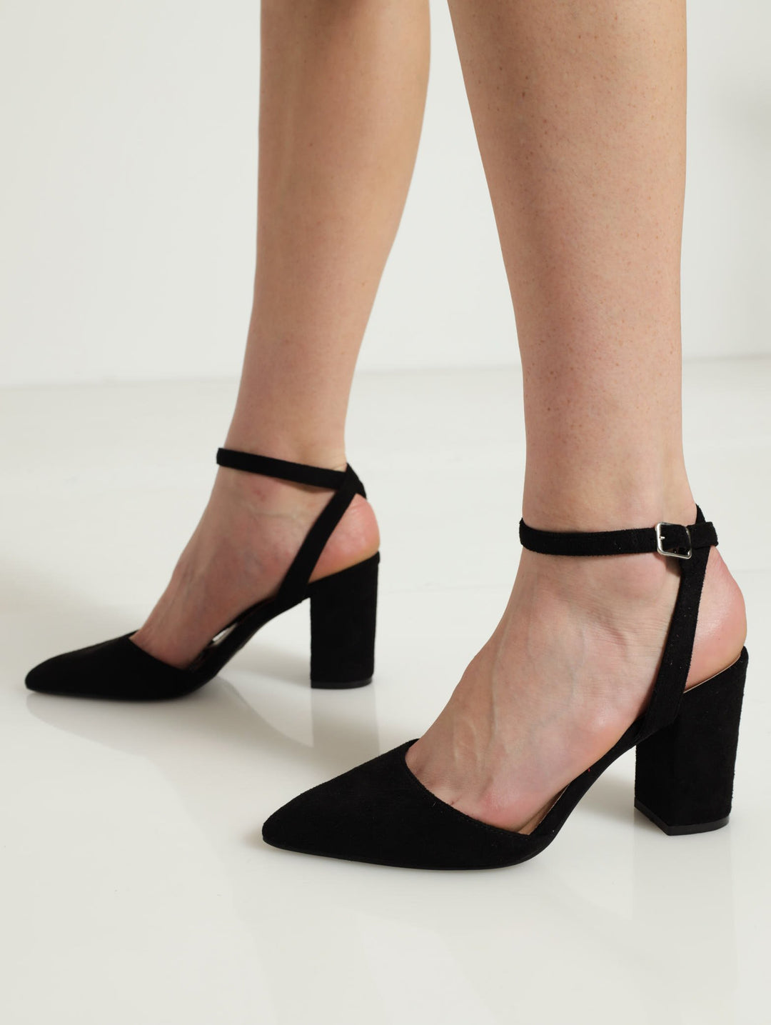 Pointed Toe Ankle Strap On Block Heel Black1