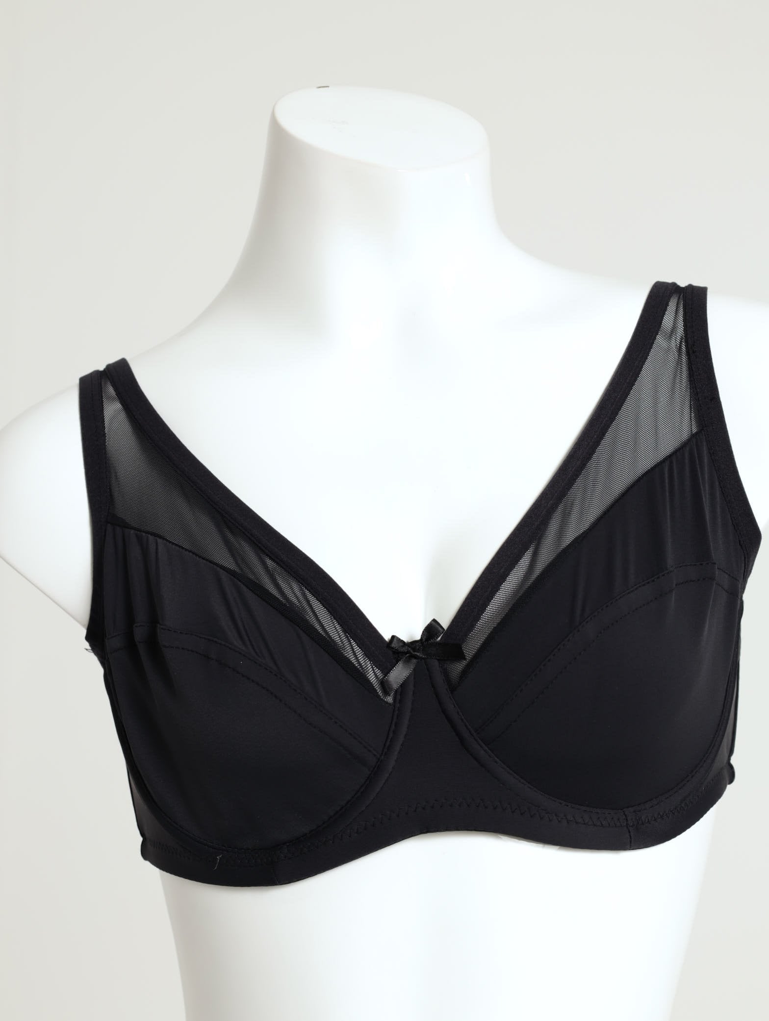 Ladies Minimiser Bra With Mesh Trim - Black – Edgars
