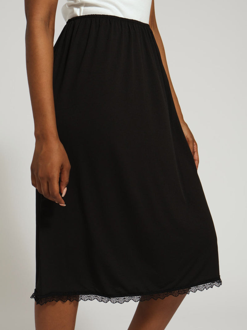 66cm Half Slip - Black