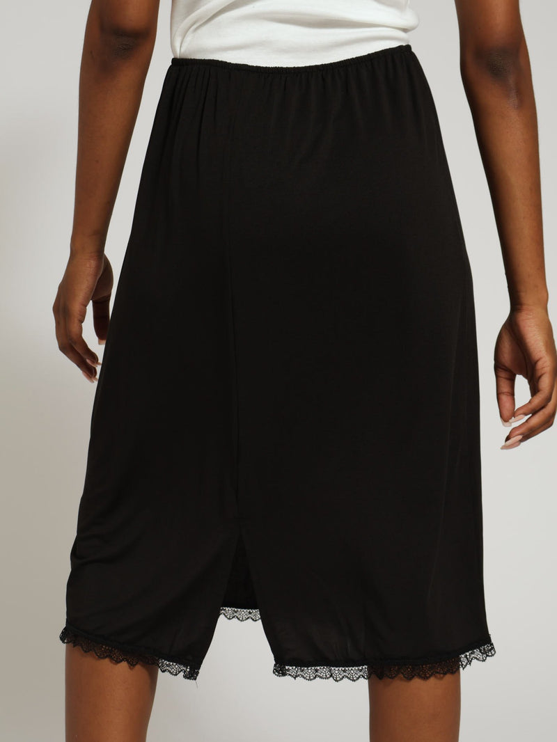 66cm Half Slip - Black