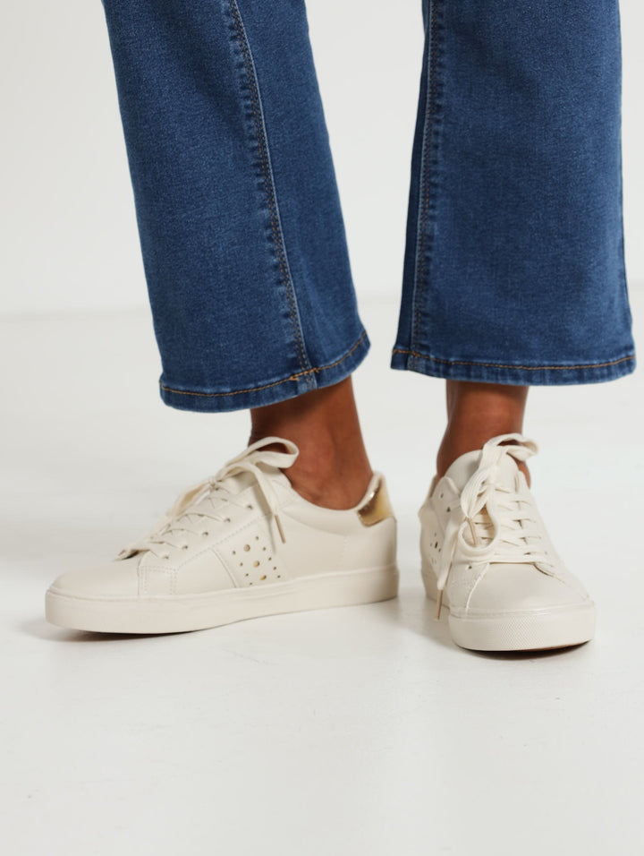 Street Sneaker - White