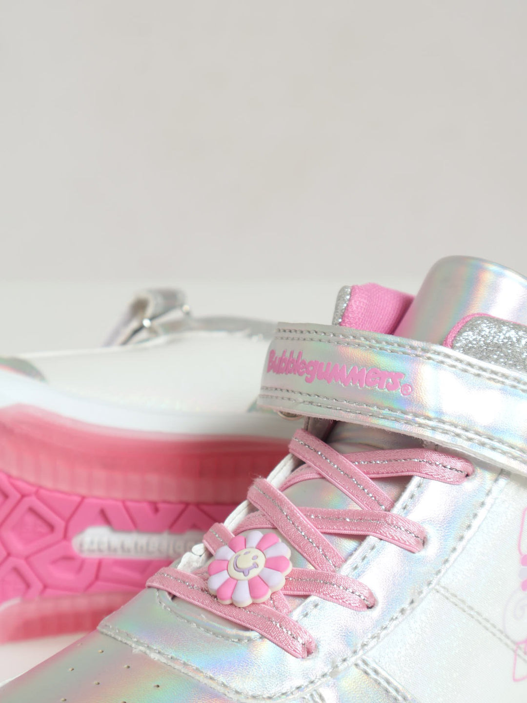 Girls Neon Sneaker - Silver