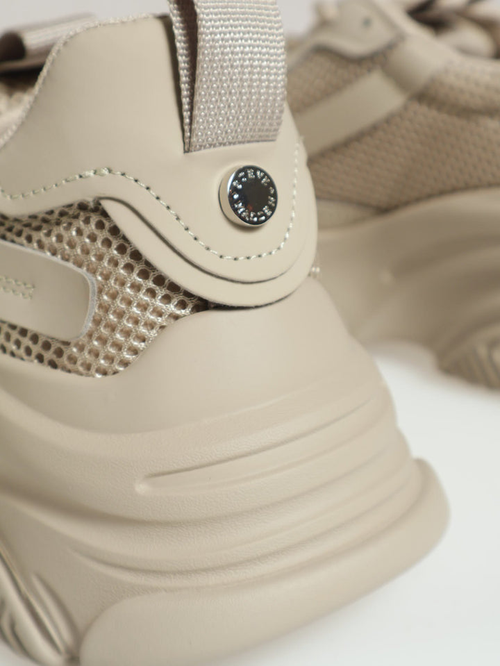 Possession Sport Sneaker - Beige