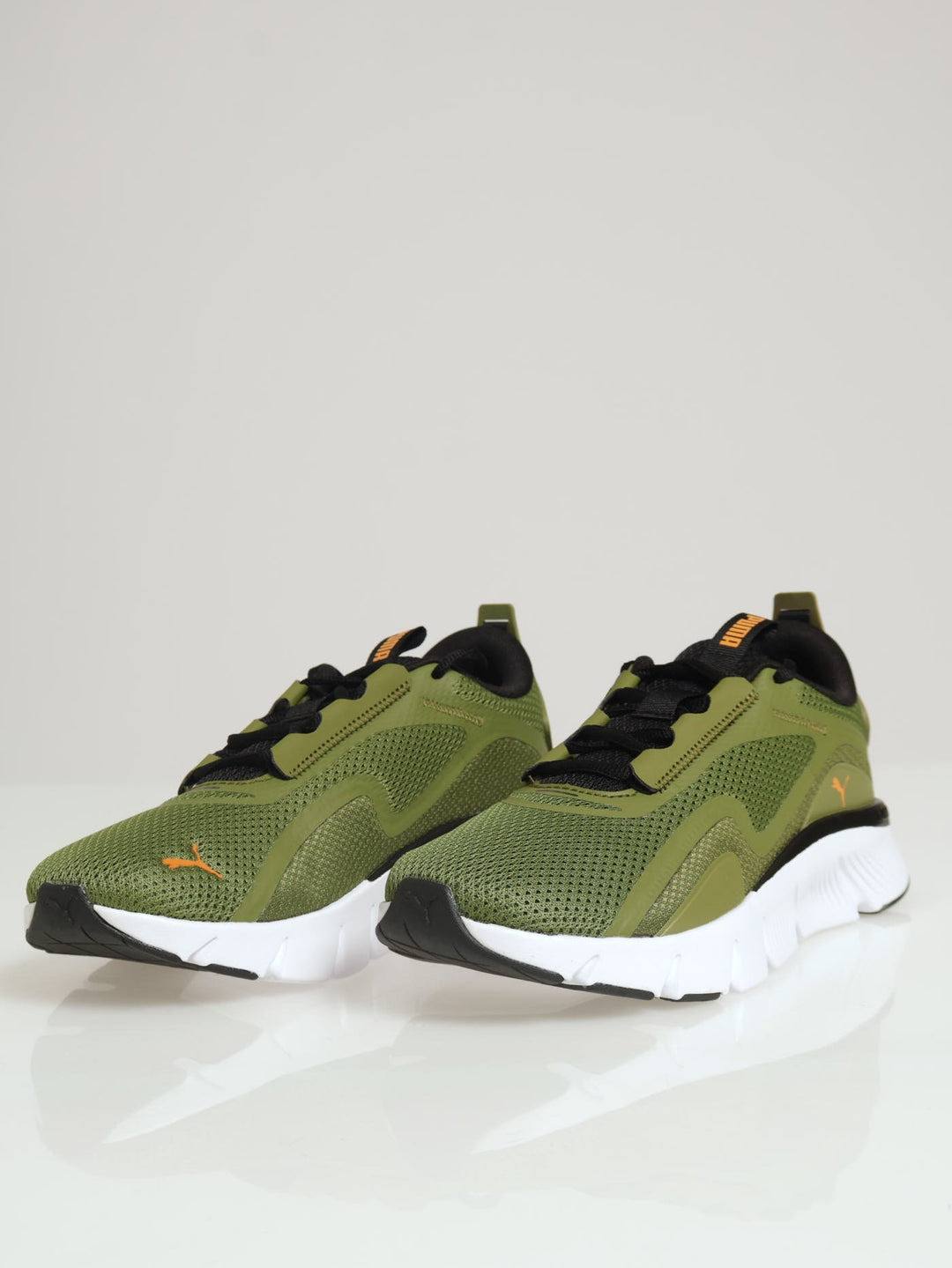 Flex Focus Lite Closed Toe Lace Up Trainer - Olive