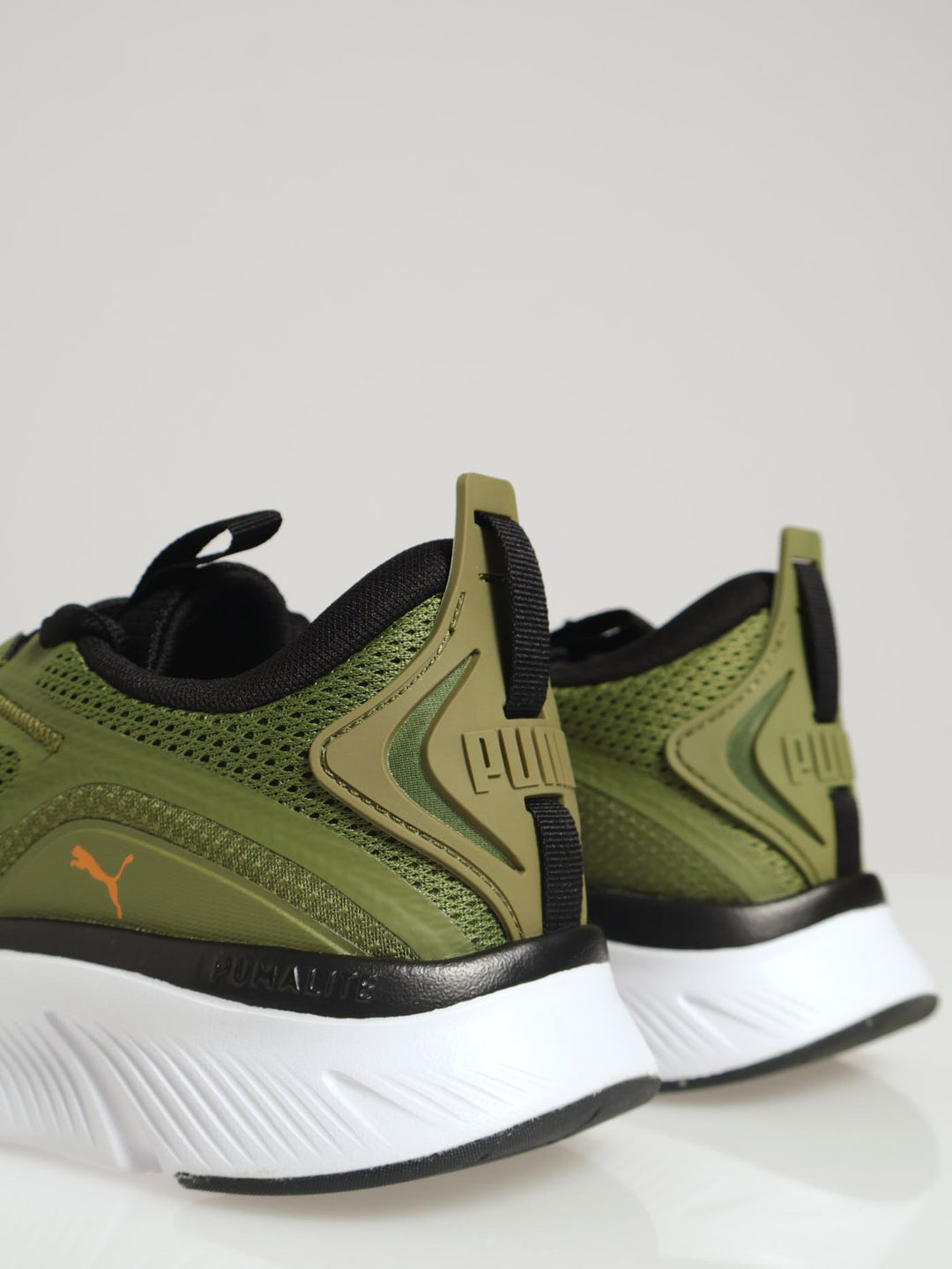 Flex Focus Lite Closed Toe Lace Up Trainer - Olive