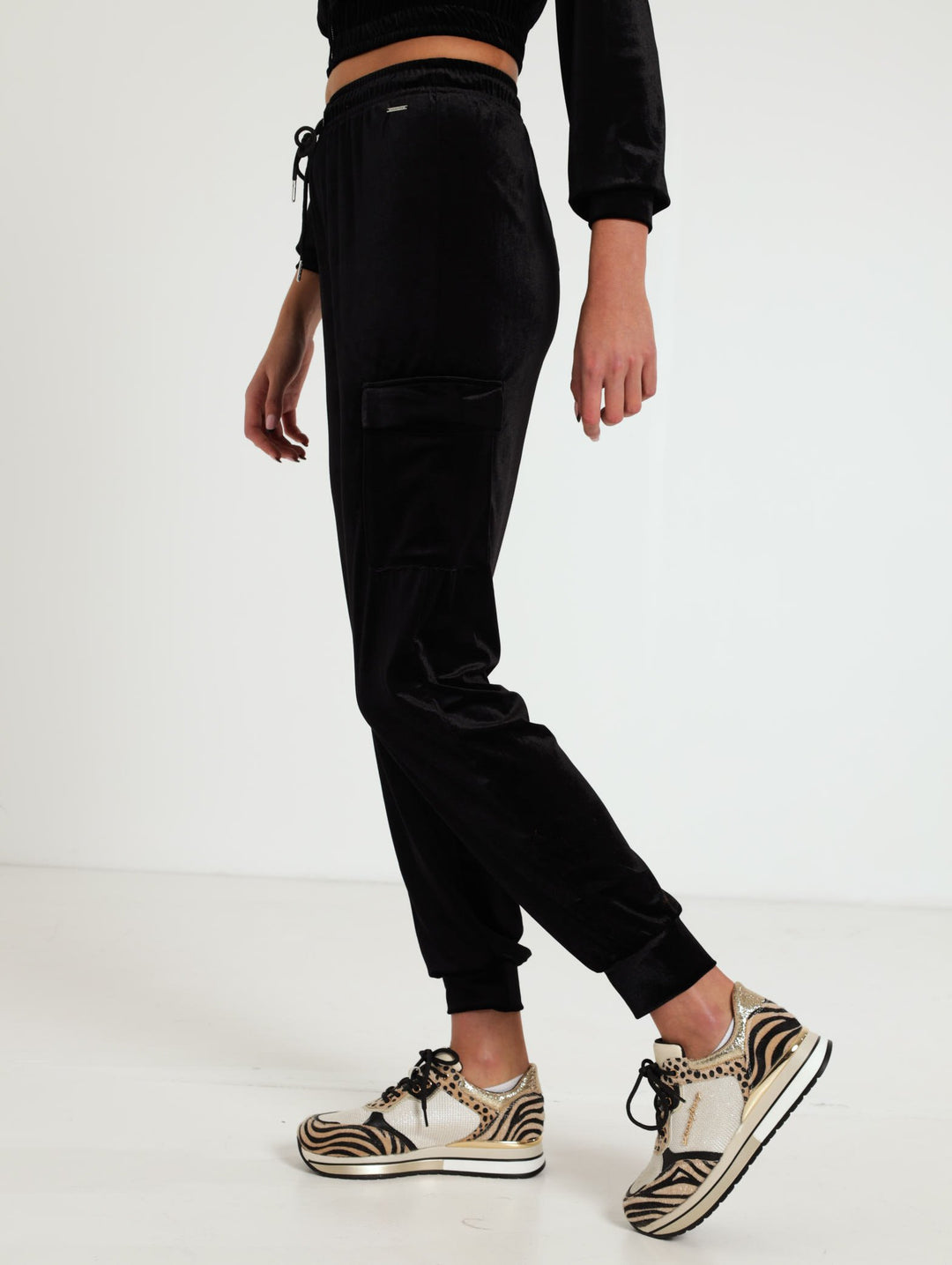 Velvet Jogger - Black