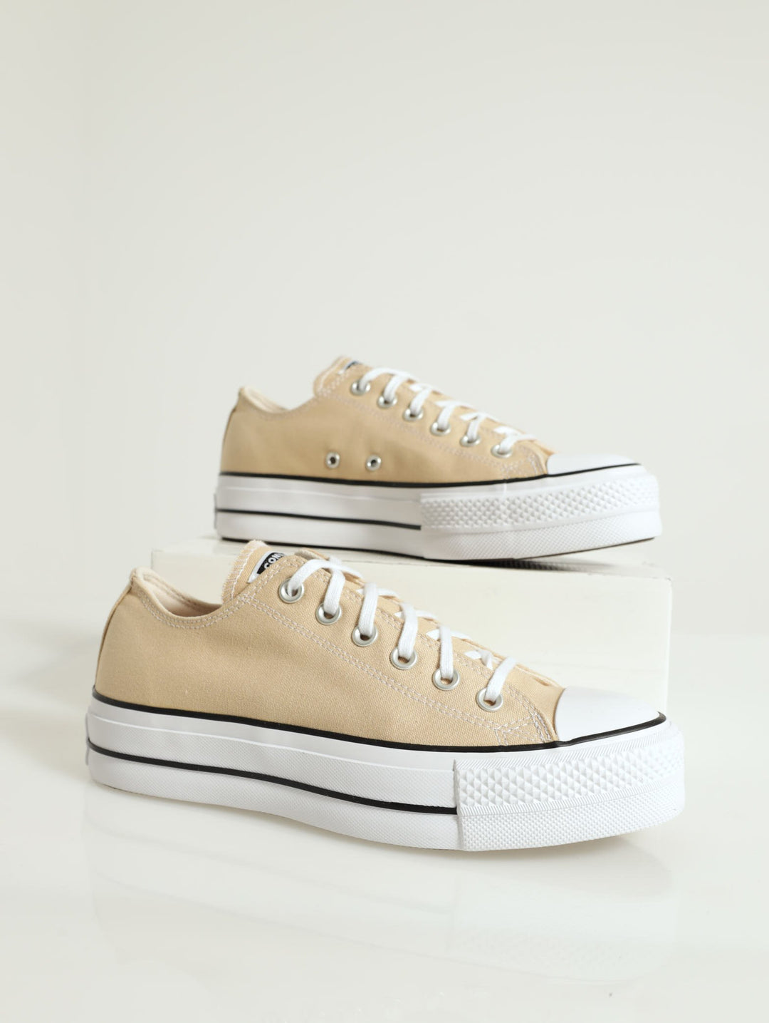 Chuck Taylor All Star Lift Platform Sneaker - Beige