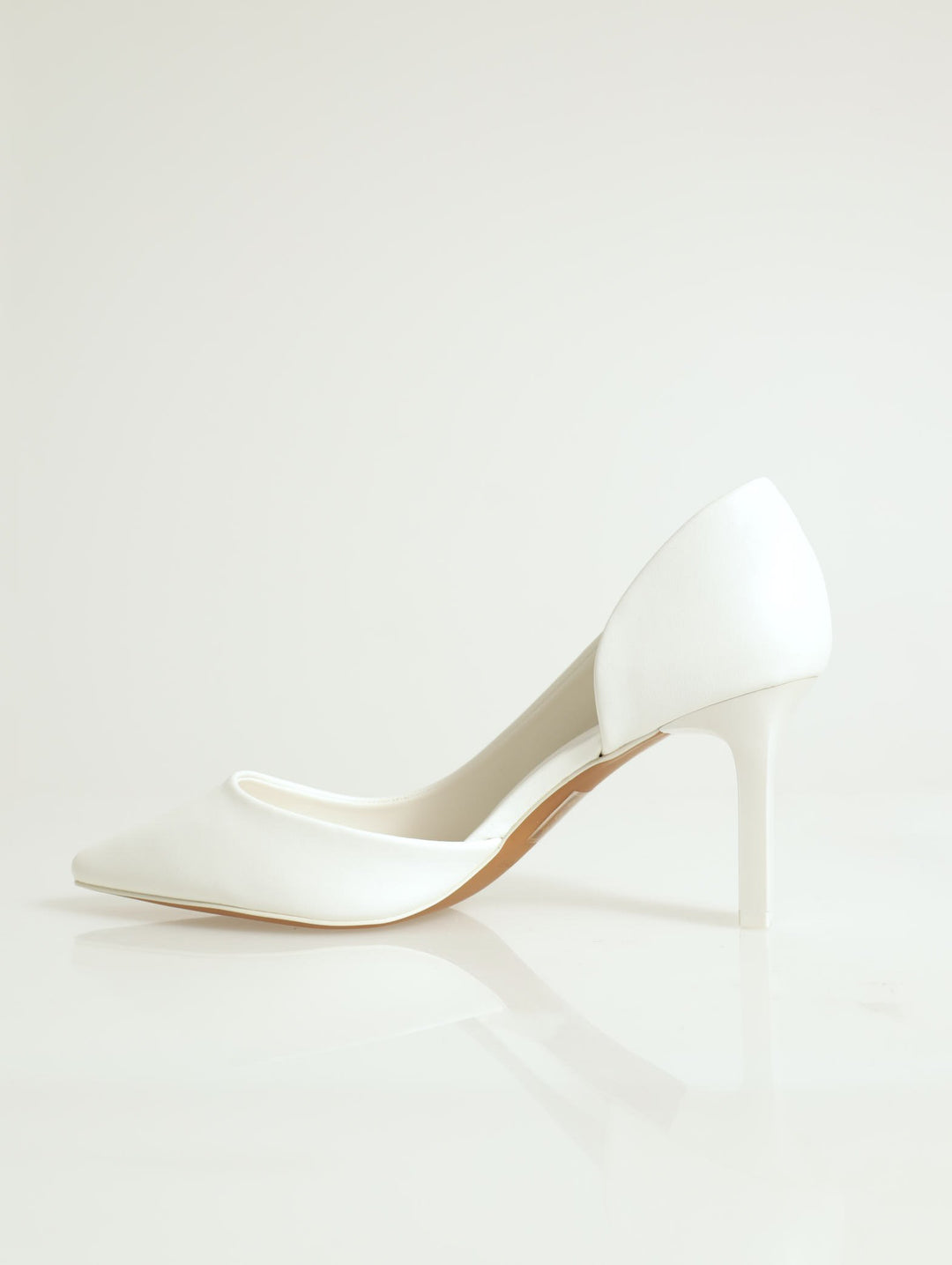 Ninaa Pointed Toe Stiletto Heel - White