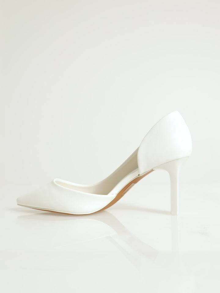 Ninaa Pointed Toe Stiletto Heel - White