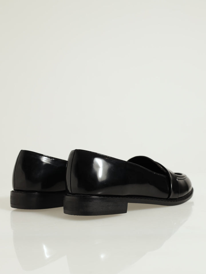 Shiny Pu Loafer - Black