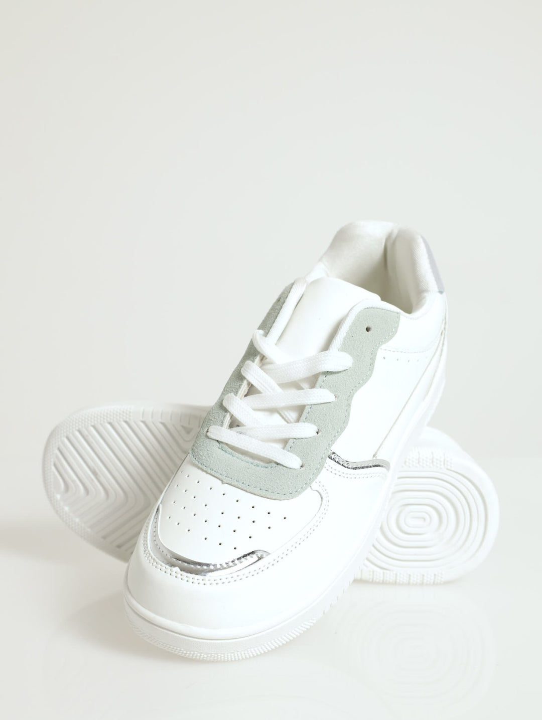 Pin Punch Vamp With Fabric Block Inserts - White