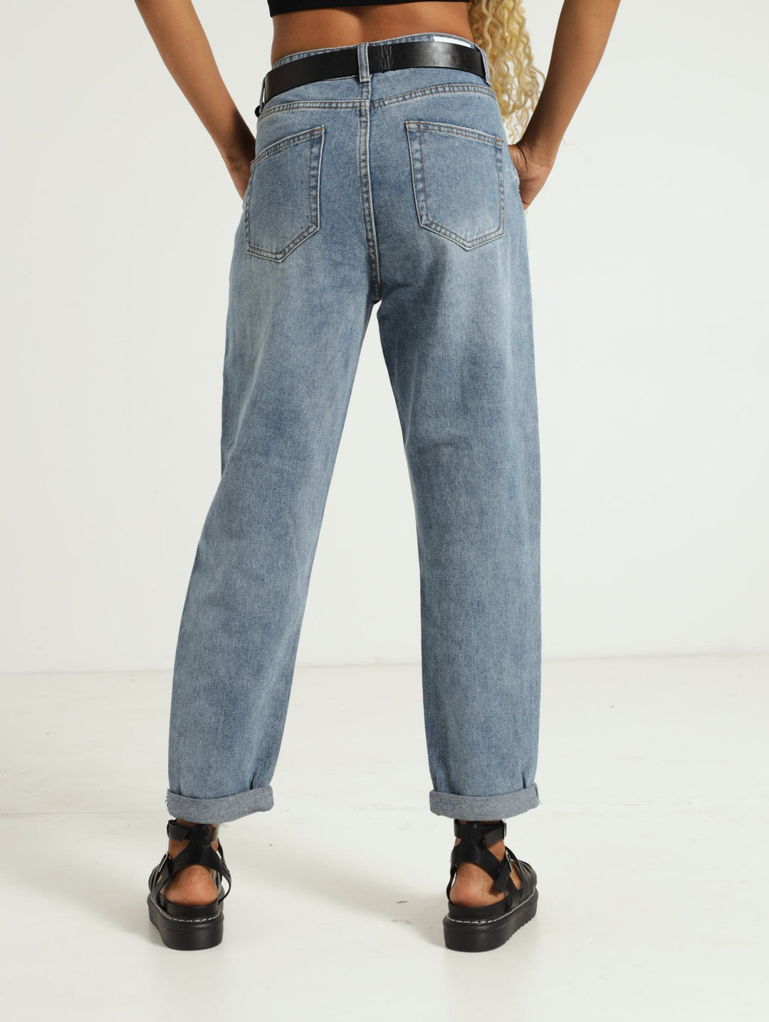 Abraised Belted Mom Jean - Salty Dark Wash