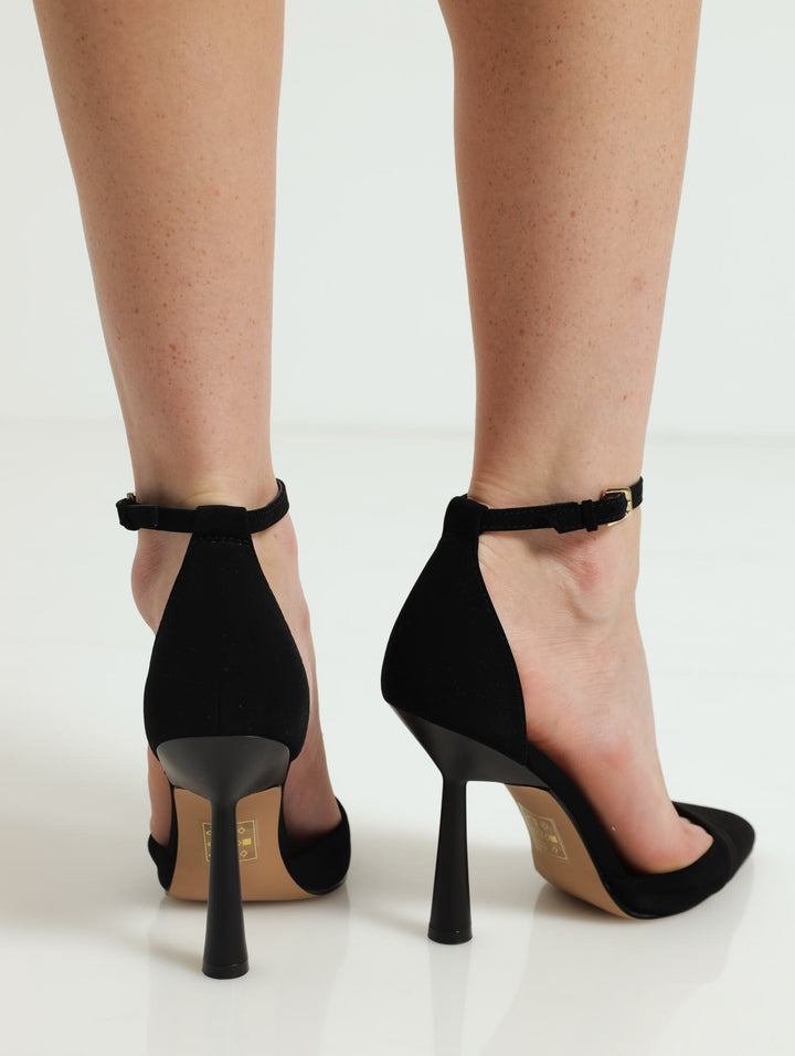 Beatricee Closed Pointy Toe Heel - Black