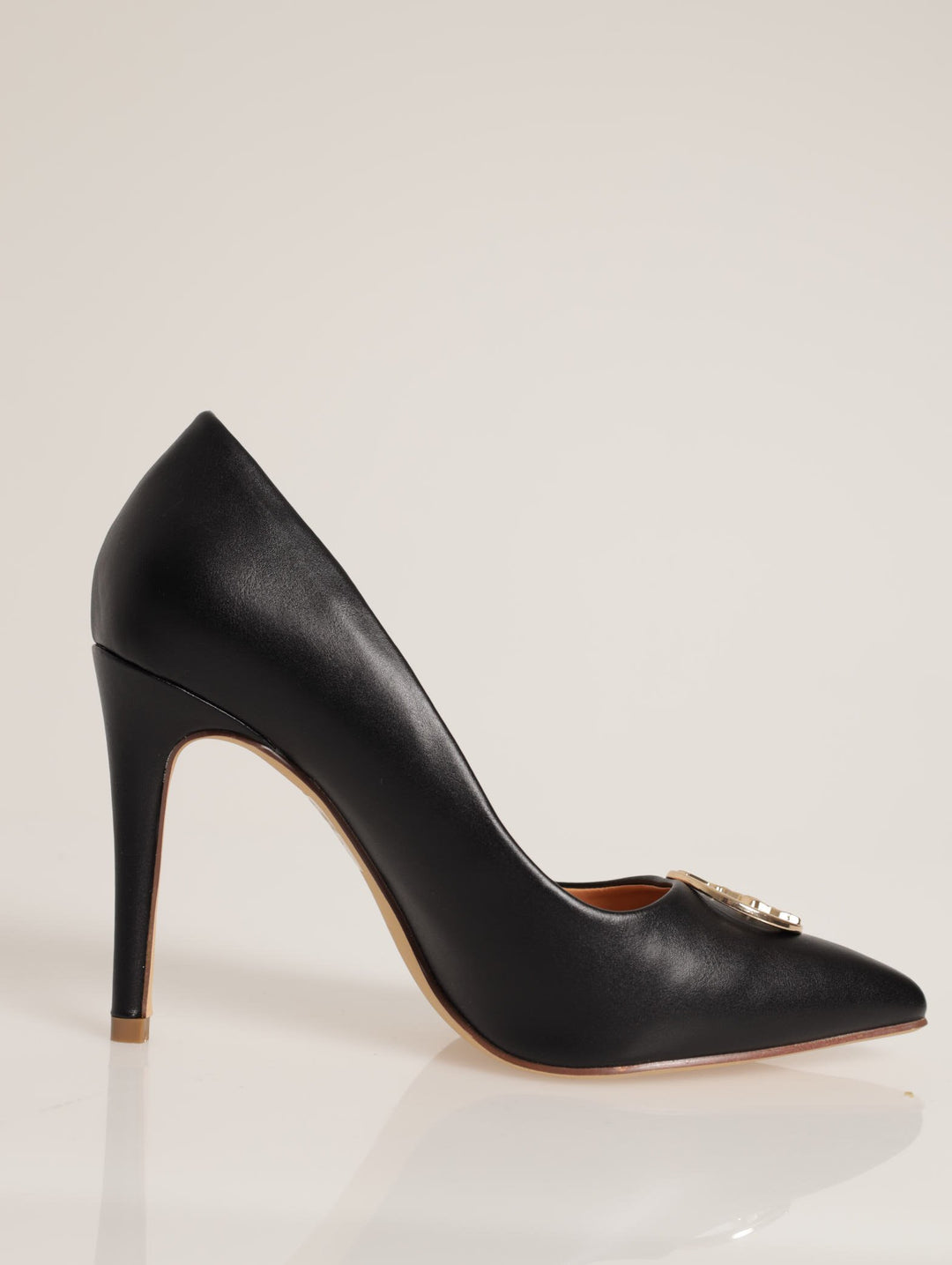 Circle Pony Trim Pump Heel - Black