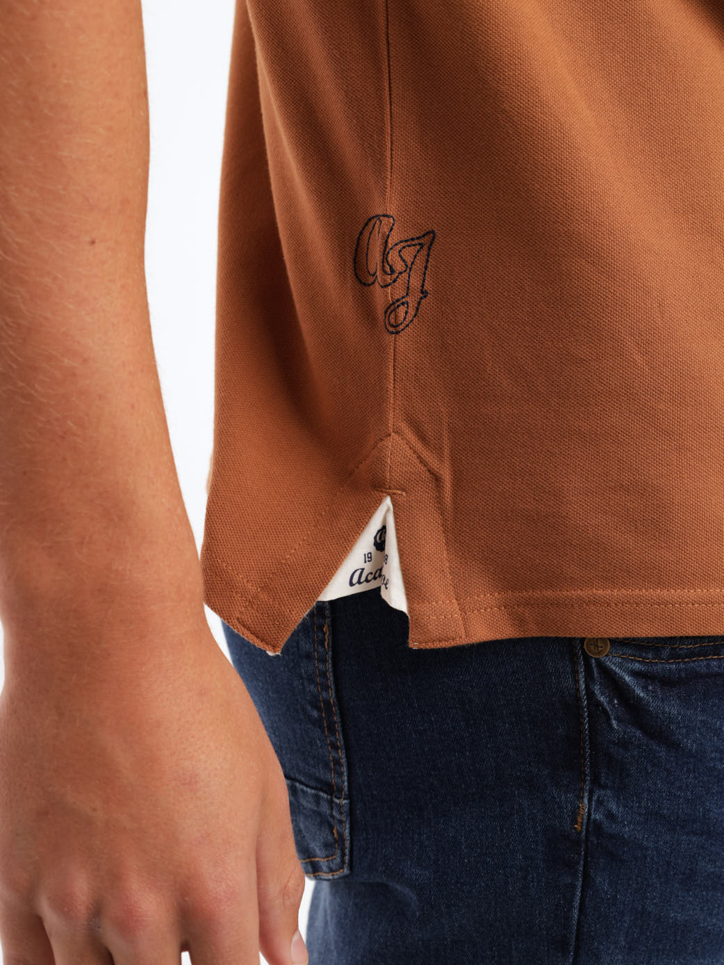 Men's Embroidered Golfer - Brown