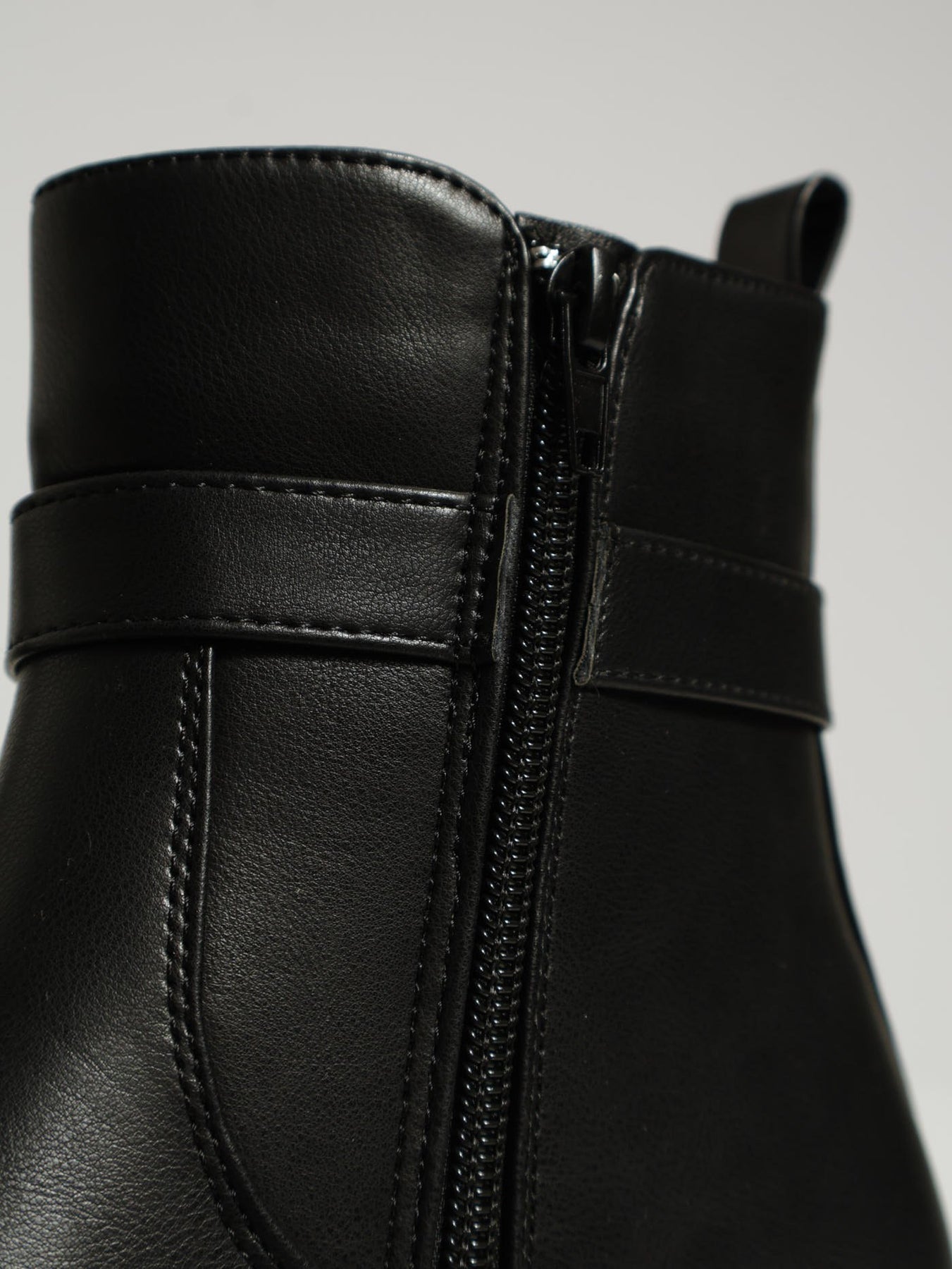 Chunky Monogram Trim Chelsea Boot Black Edgars