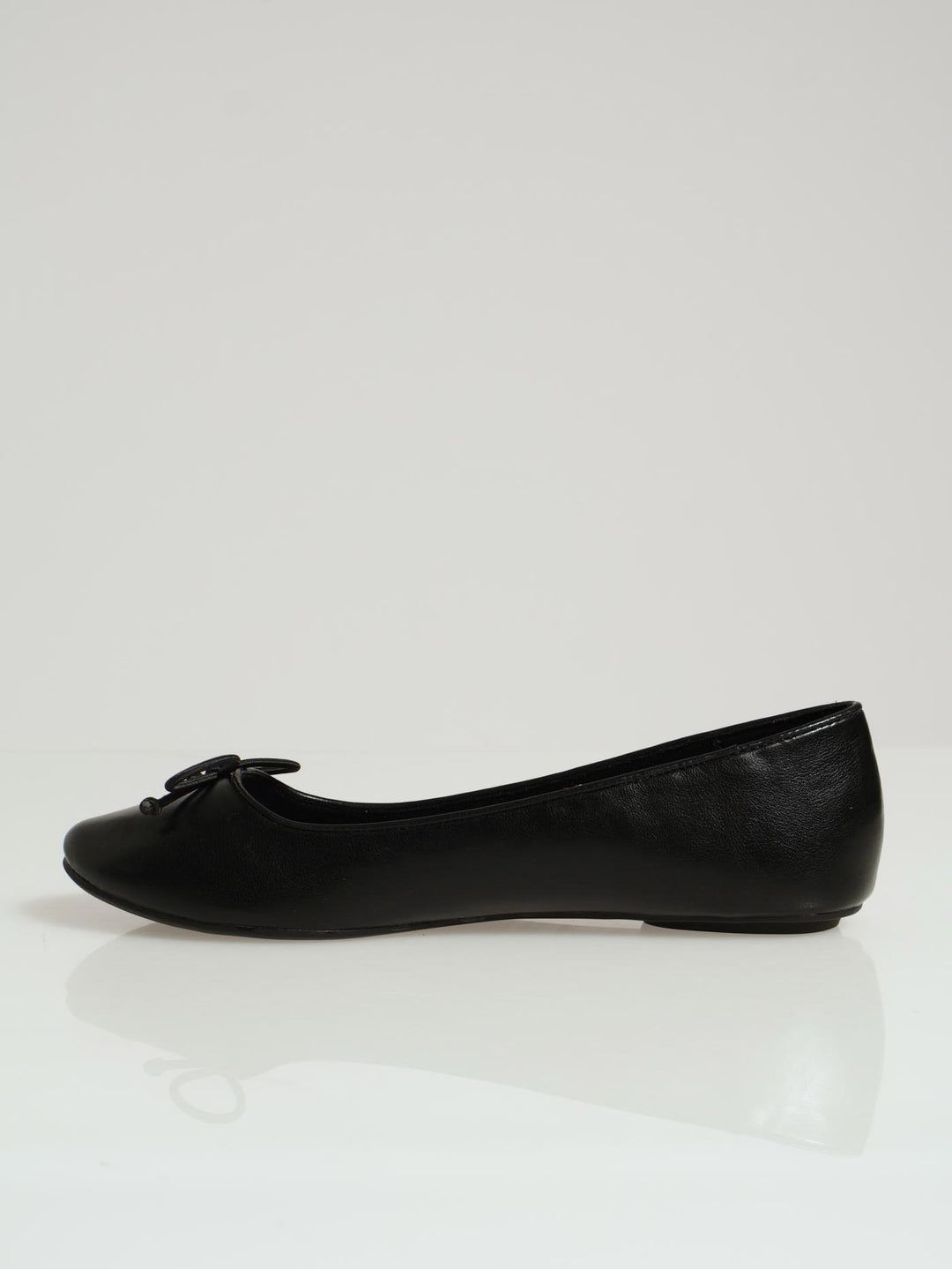 Gyzelle Round Toe Pump - Black