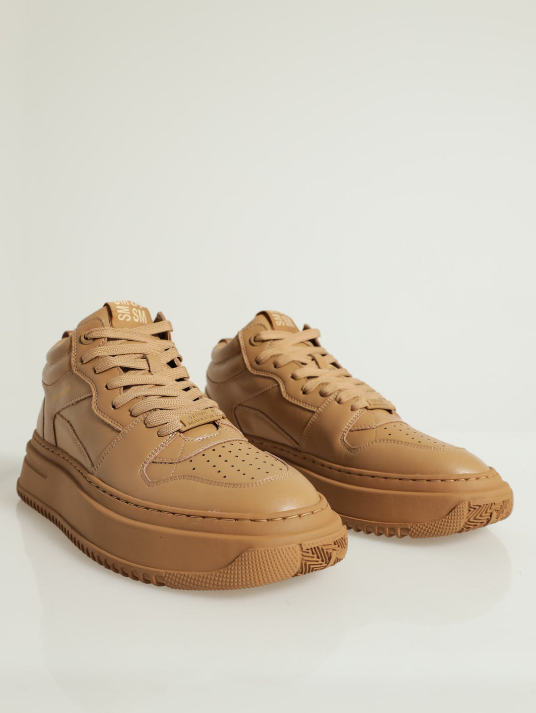 Felix Mono Chunky Closed Toe Lace-Up Sneaker - Beige