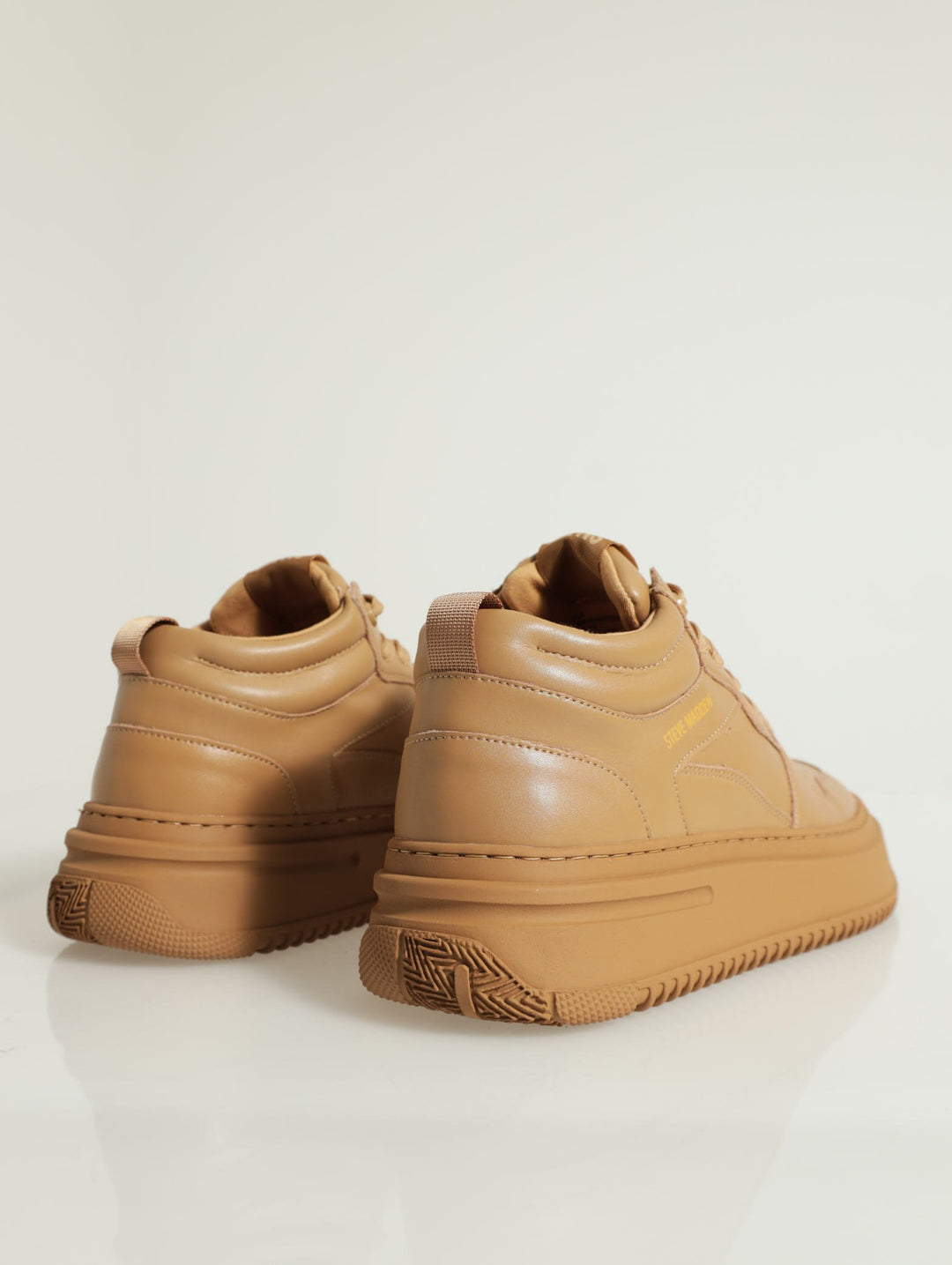 Felix Mono Chunky Closed Toe Lace-Up Sneaker - Beige