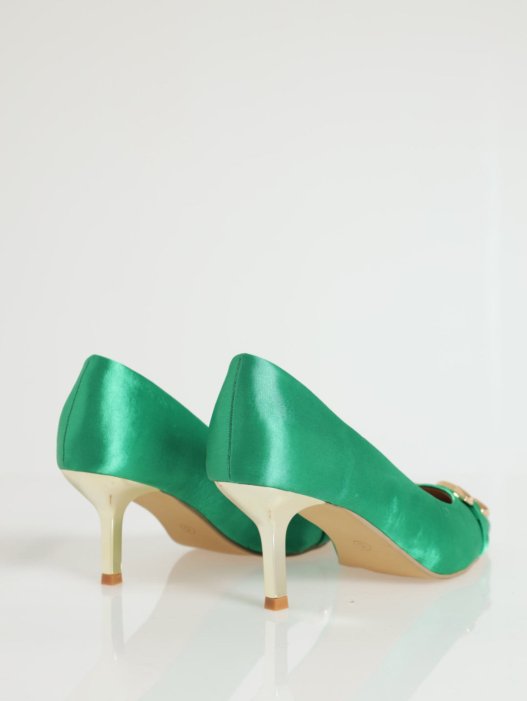 Pointed Full Closed Kitten Heel - Bottle