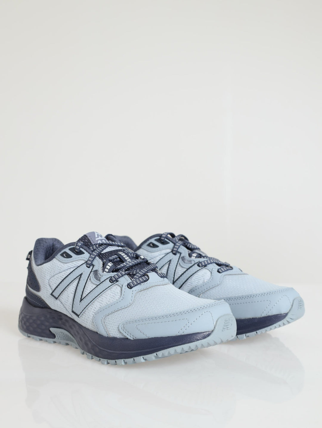 410 Lace Up Running Sneaker - Mid Grey