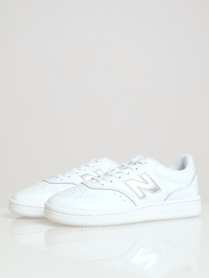 Classic Basic Lace Up Sneaker - White