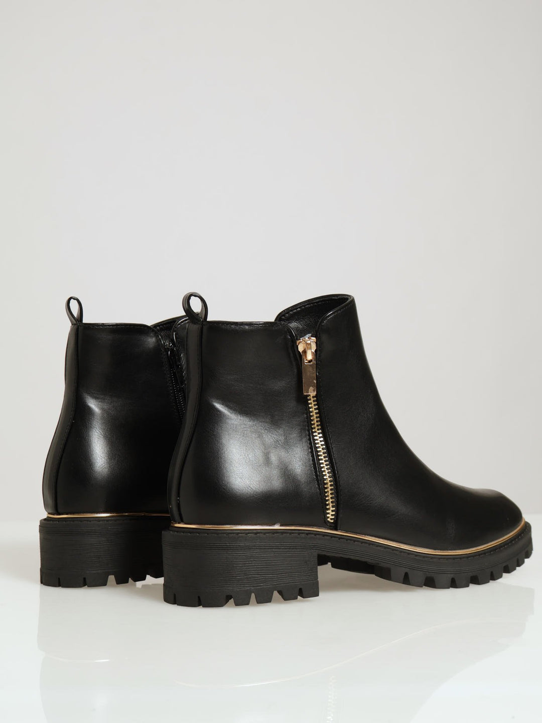 Chunky Chelsea Boot With Gold Insert - Black