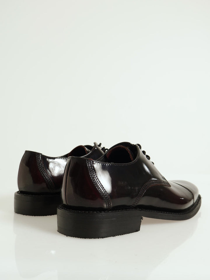 Lace-Up Formal Shoe With Toe Cap - Burgundy
