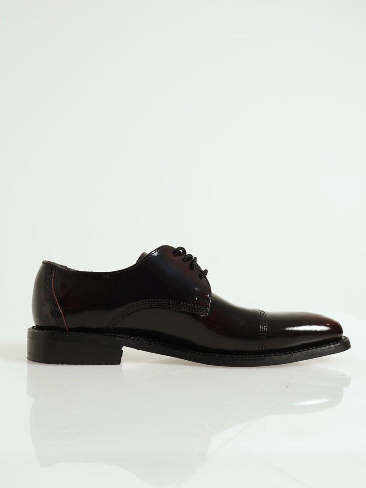 Lace-Up Formal Shoe With Toe Cap - Burgundy