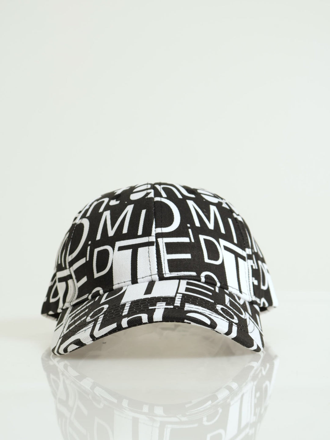 Cap - Black/White