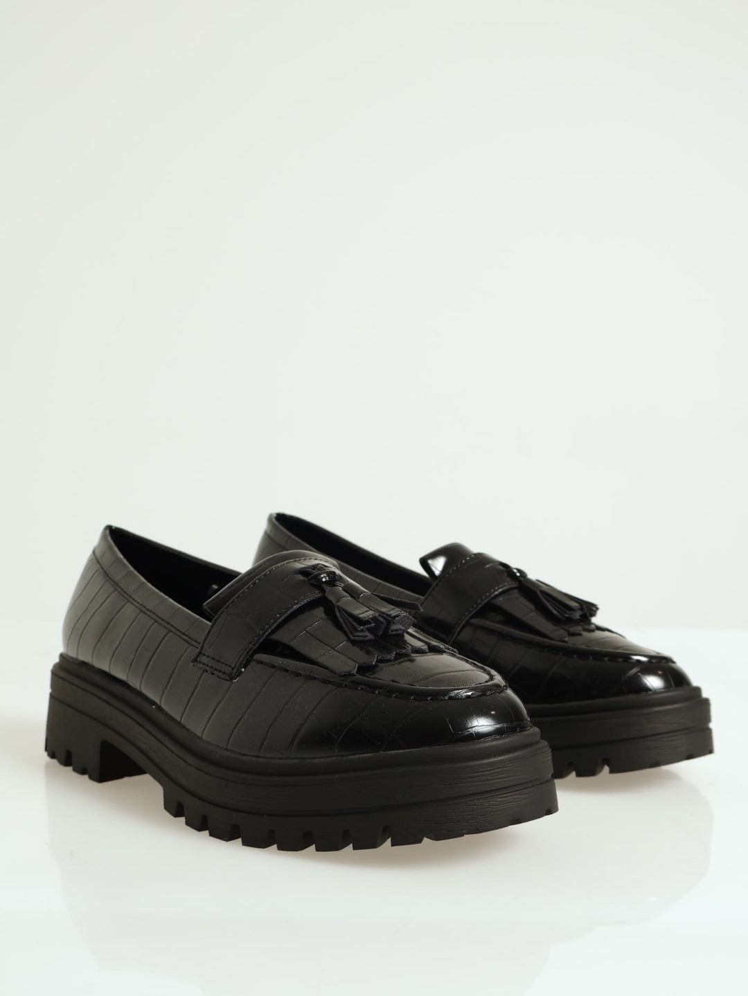 Tassel Chunky Textured Moc Loafer - Black