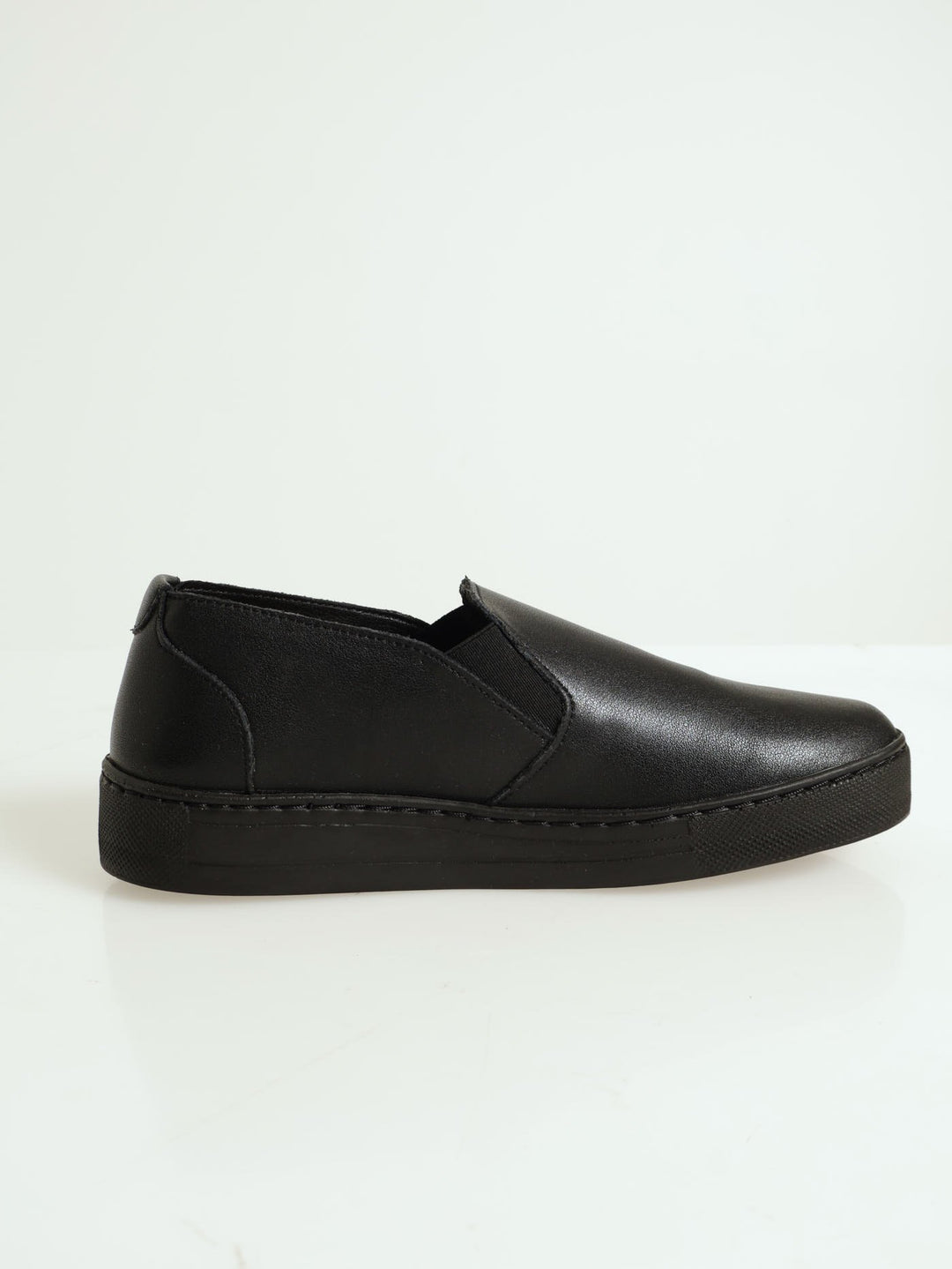 Melissa Side Gusset Bucket Sole Shoe - Black