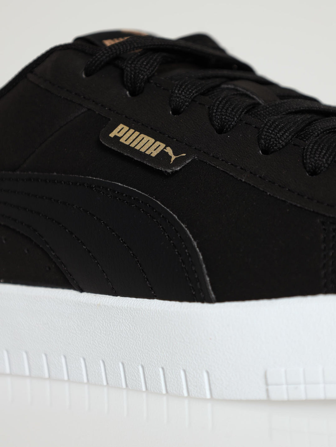 Jada Renew Nubuck Sneaker - Black