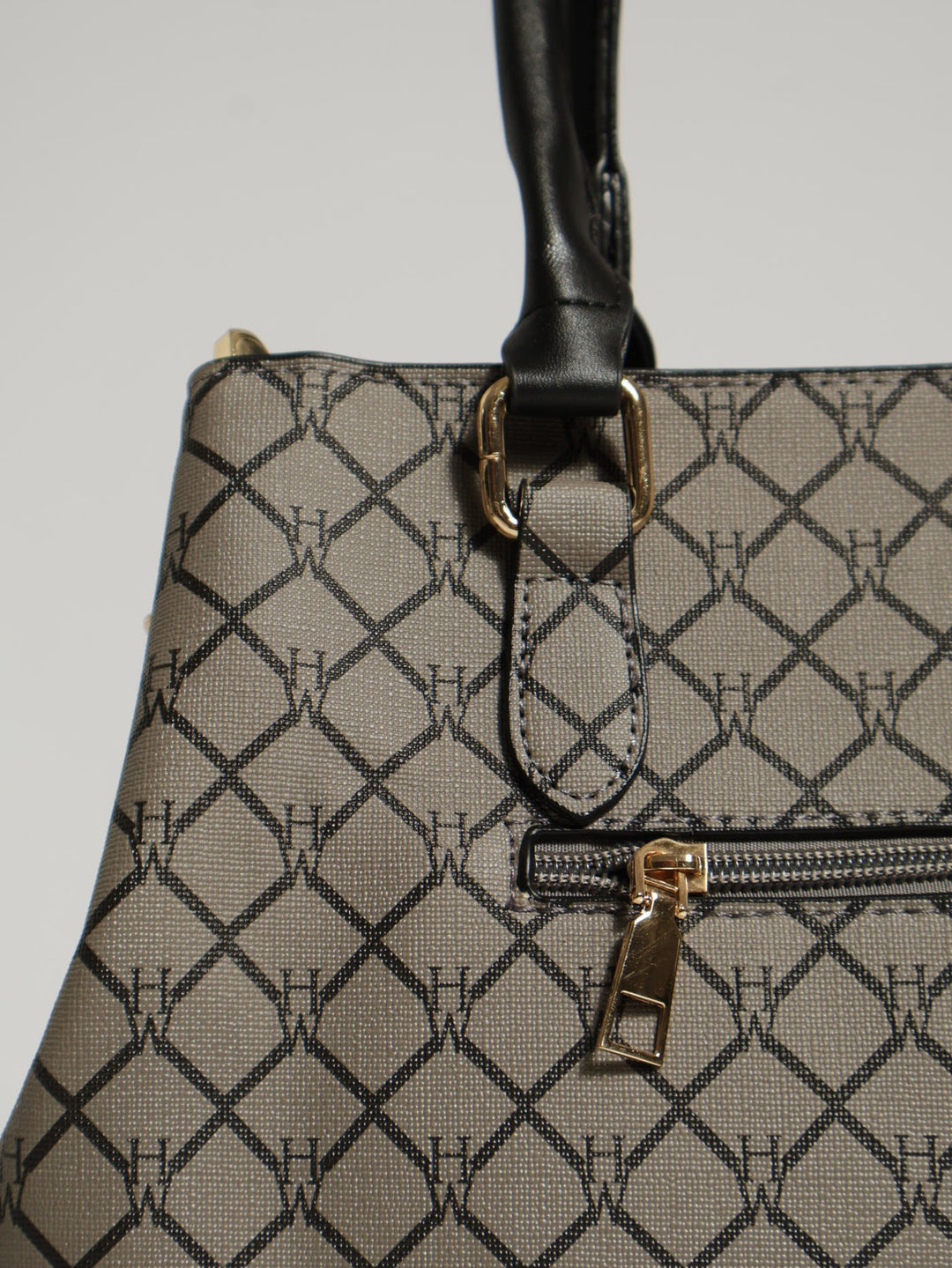 Hanging Metal Logo Tote Bag - Black/Grey