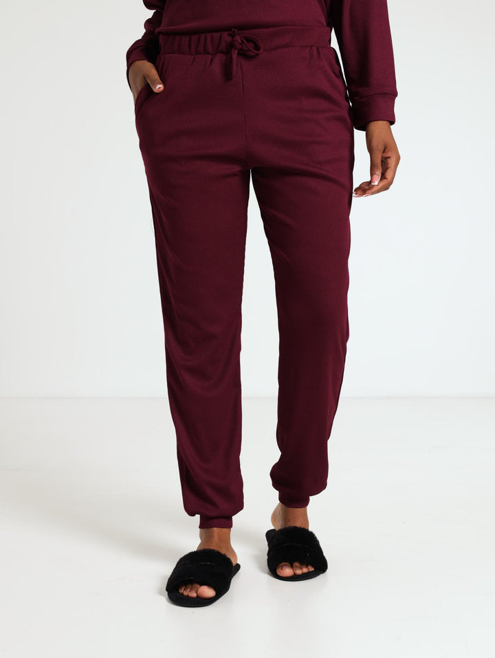 Textured Jogger Pant - Burgundy
