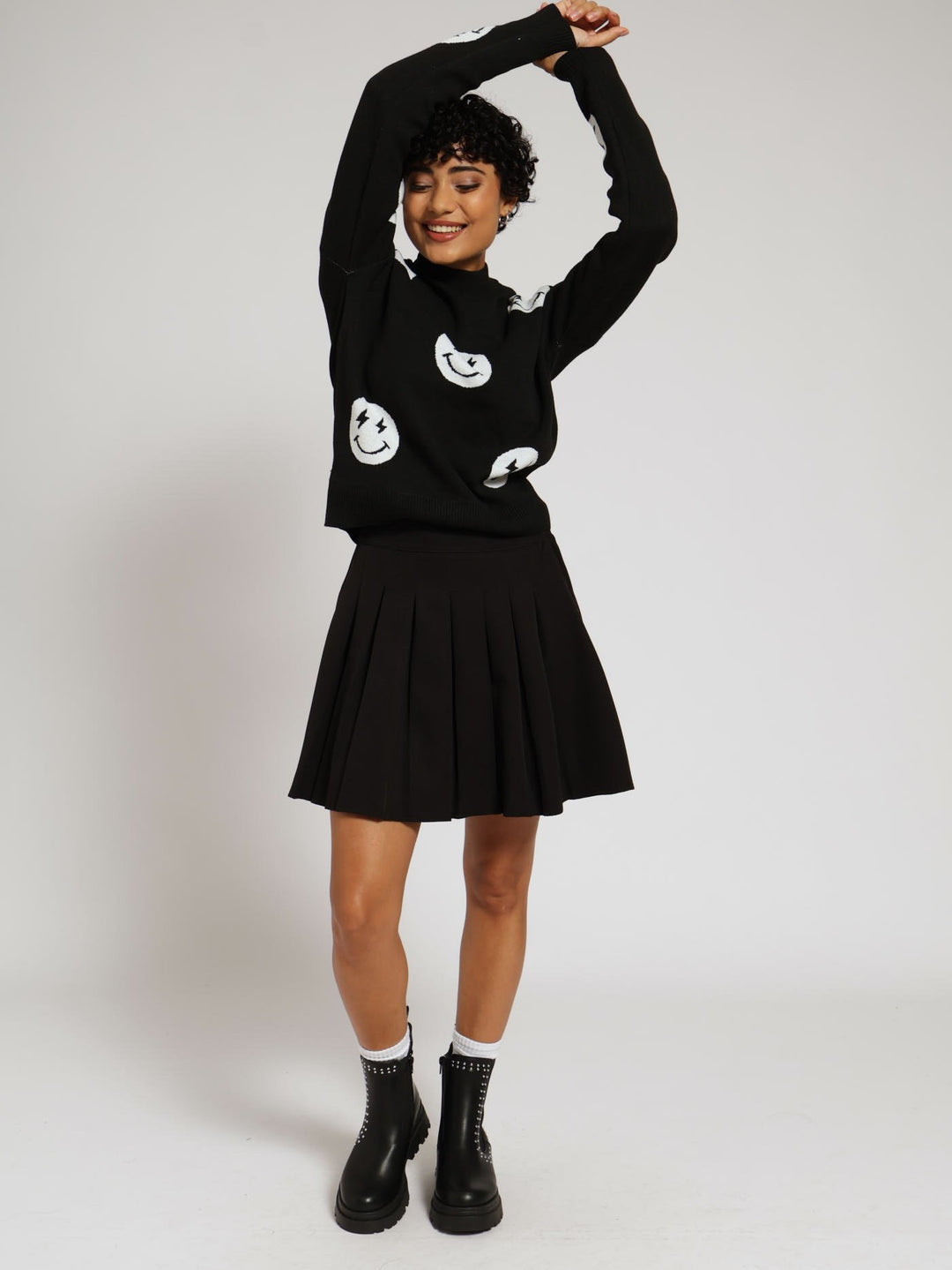 Bolt Smile Crew Knit Top - Black