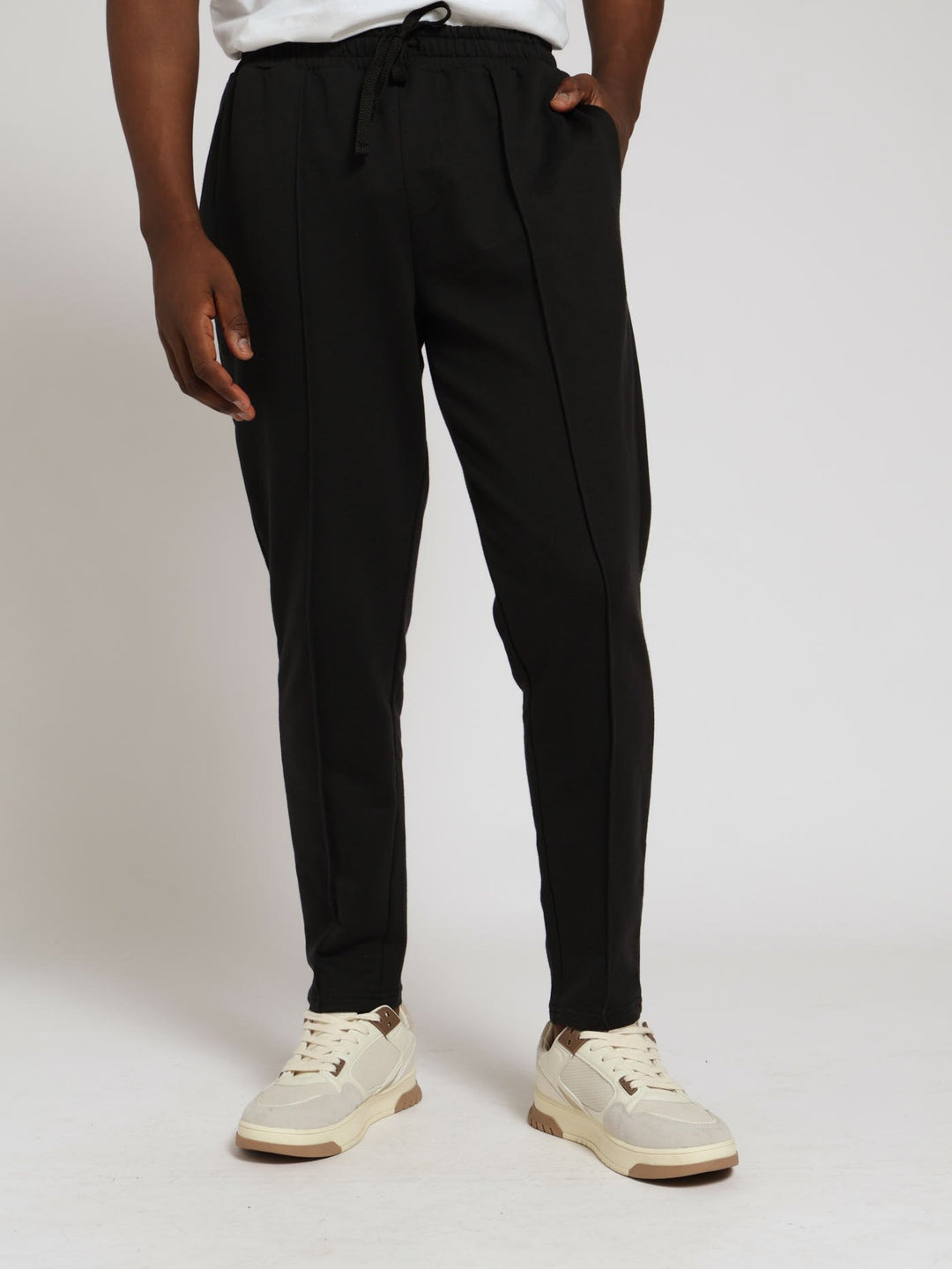 Pintuck Jogger - Black
