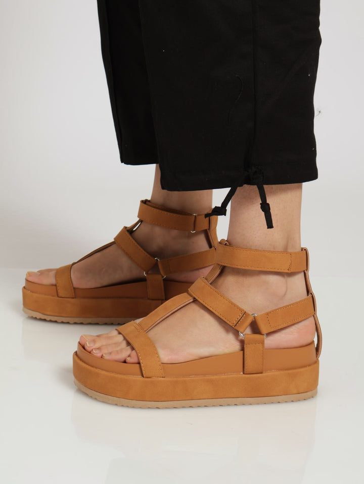 Flatform Gladiator Sandal - Tan