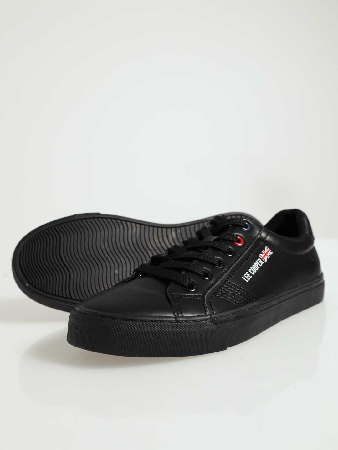 Casper Flag Logo Basic Sneaker - Black