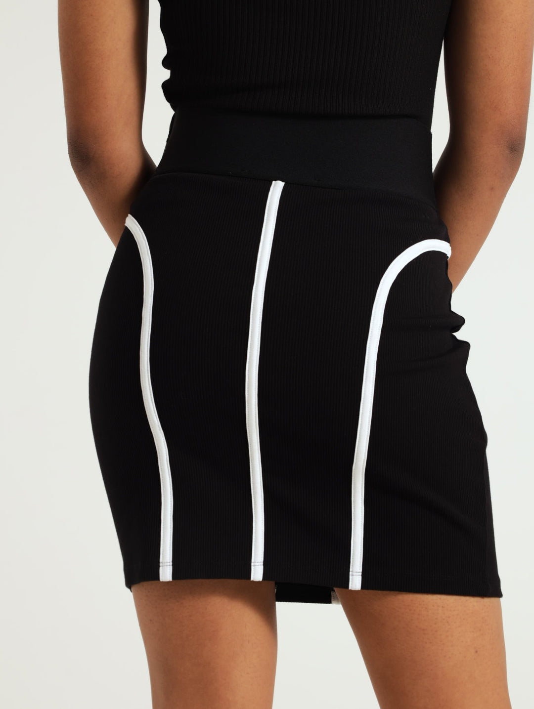 Tayla Bodycon Mini Skirt- Black