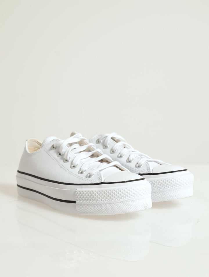 Chuck Taylor All Star Lo Leather Platform Sneaker - White
