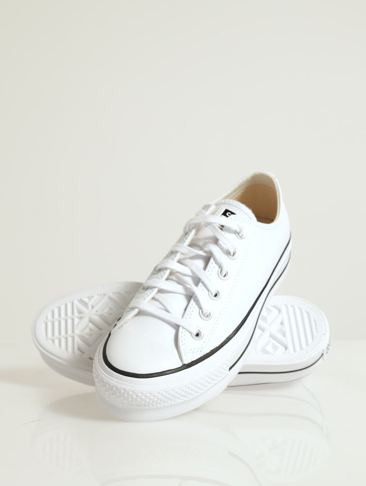Chuck Taylor All Star Lo Leather Platform Sneaker - White