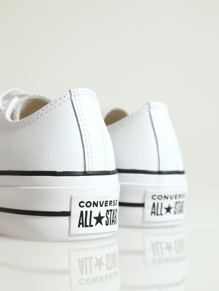 Chuck Taylor All Star Lo Leather Platform Sneaker - White
