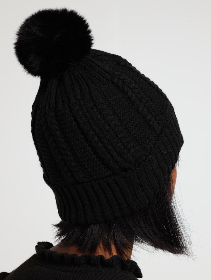 Knitted Turn Up Pompom Beanie - Black