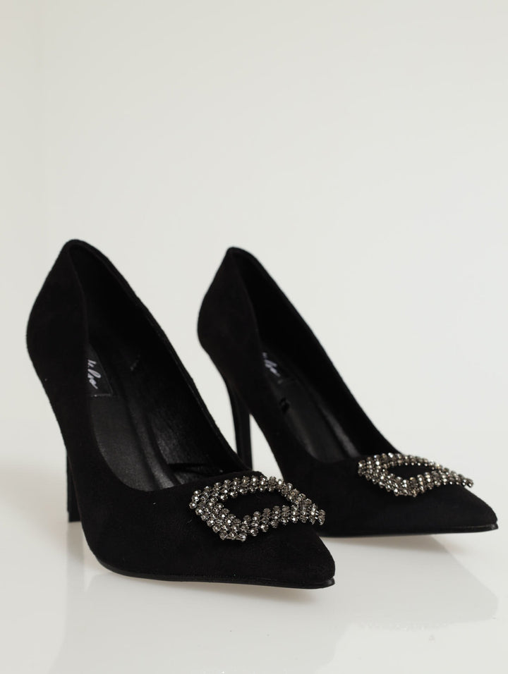 Pointed Court Heel With Brooch - Black