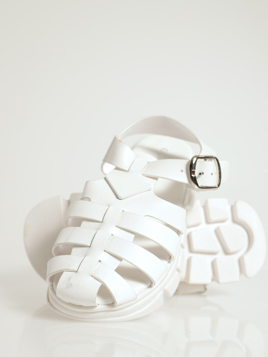 Girls Caged Fisherman Sandal - White