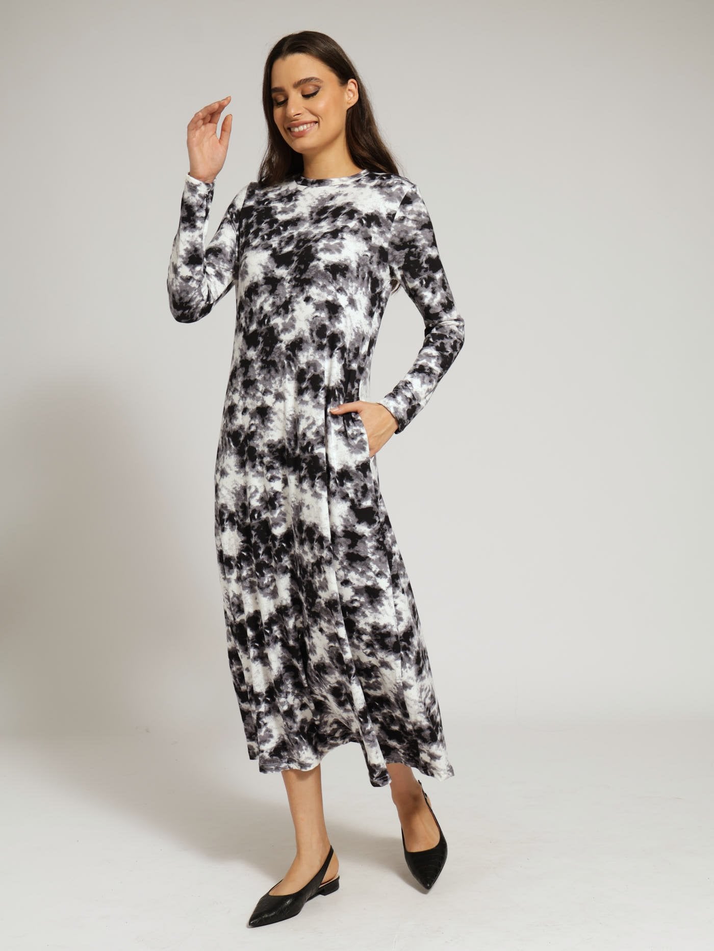 Long Sleeve Tie-Dye Aline Maxi Dress - Black/White – Edgars